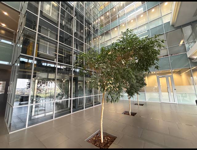 945M² OFFICE TO LET IN PARKTOWN